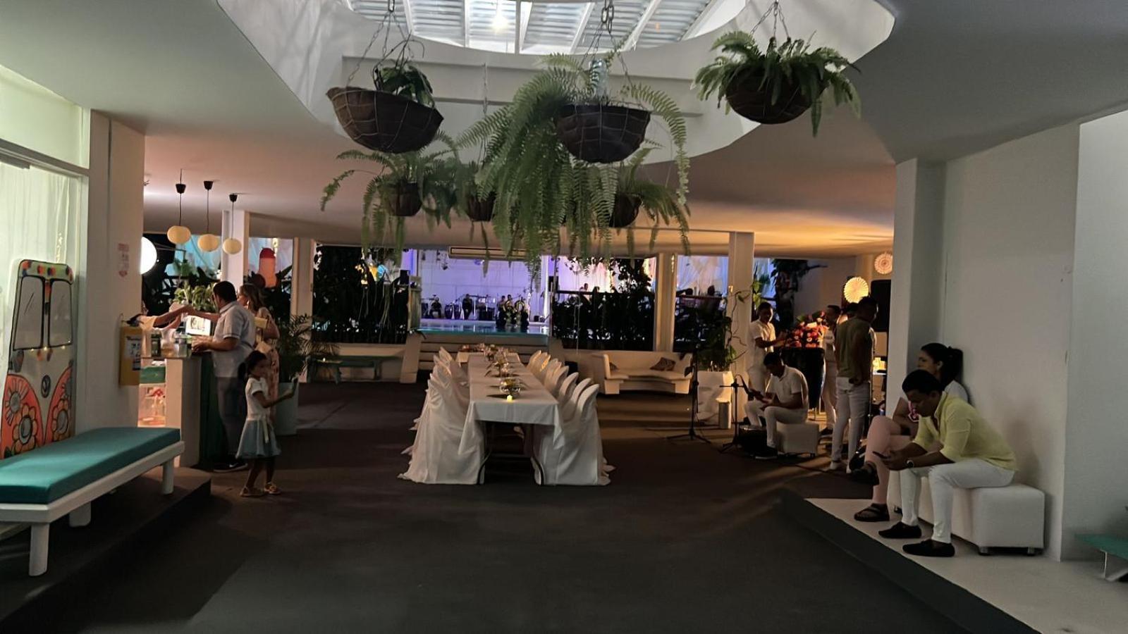 La Puerta Del Angel Isla Hotel จีราร์ดอท ภายนอก รูปภาพ