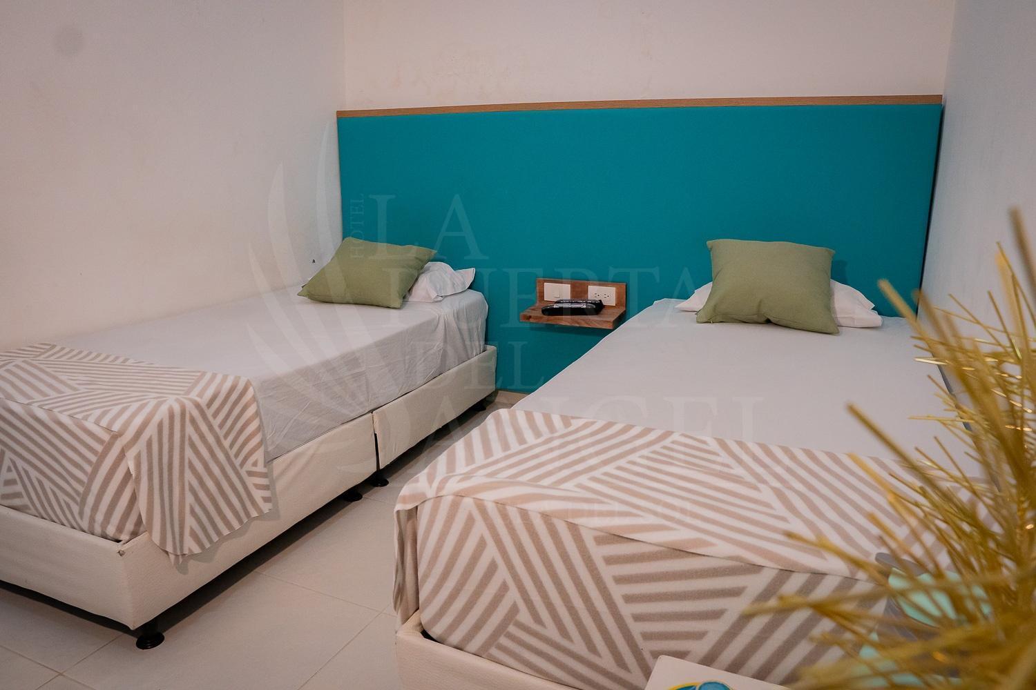 La Puerta Del Angel Isla Hotel จีราร์ดอท ภายนอก รูปภาพ